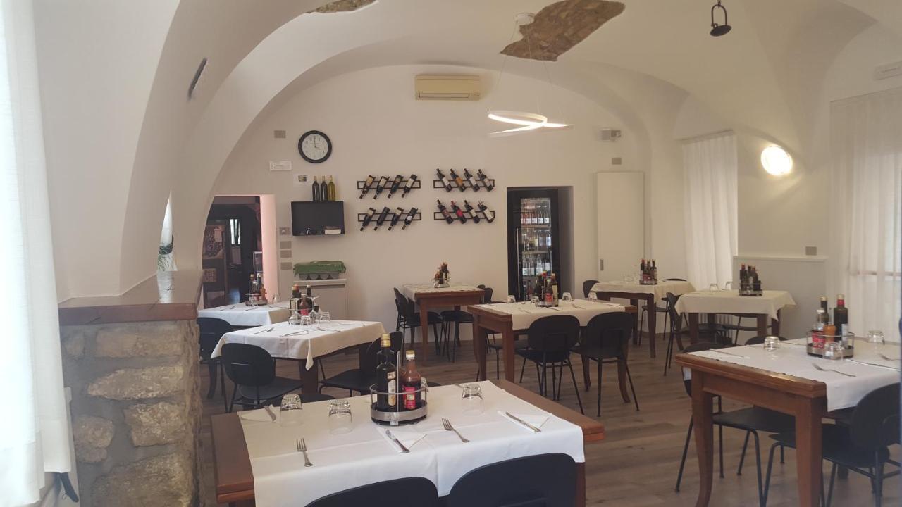 Hotel Pace Brenzone sul Garda Luaran gambar