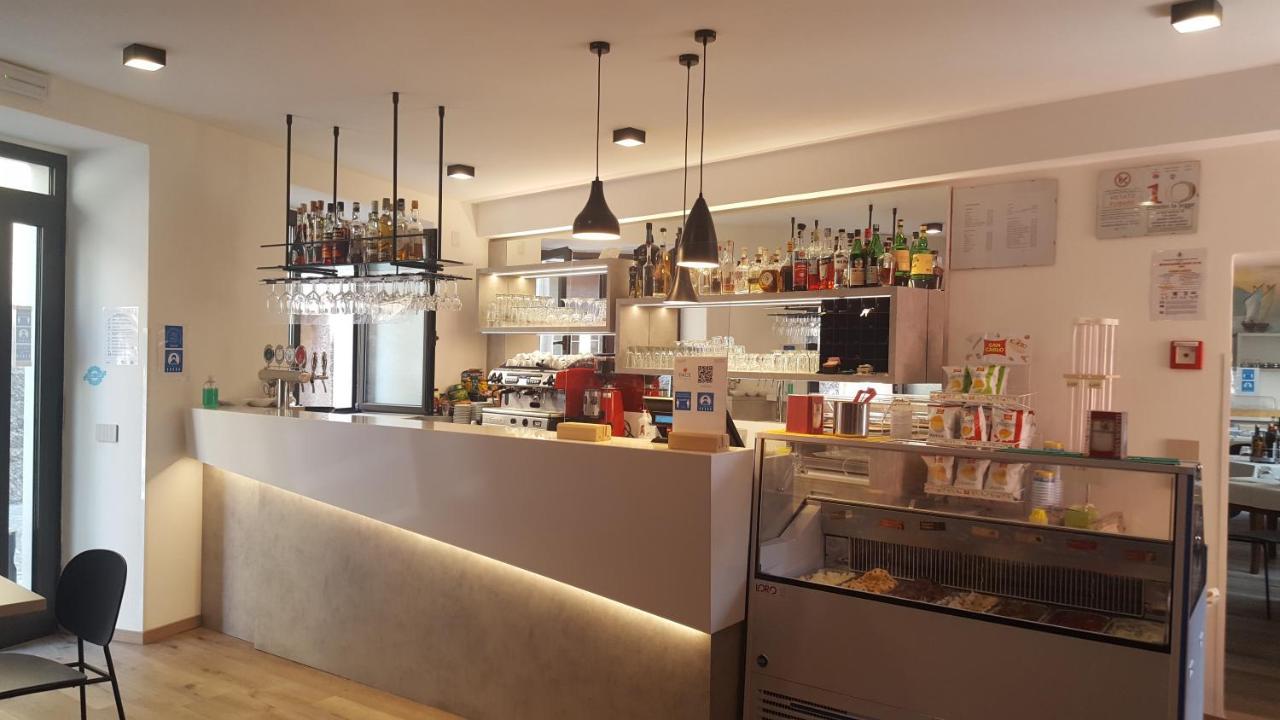 Hotel Pace Brenzone sul Garda Luaran gambar