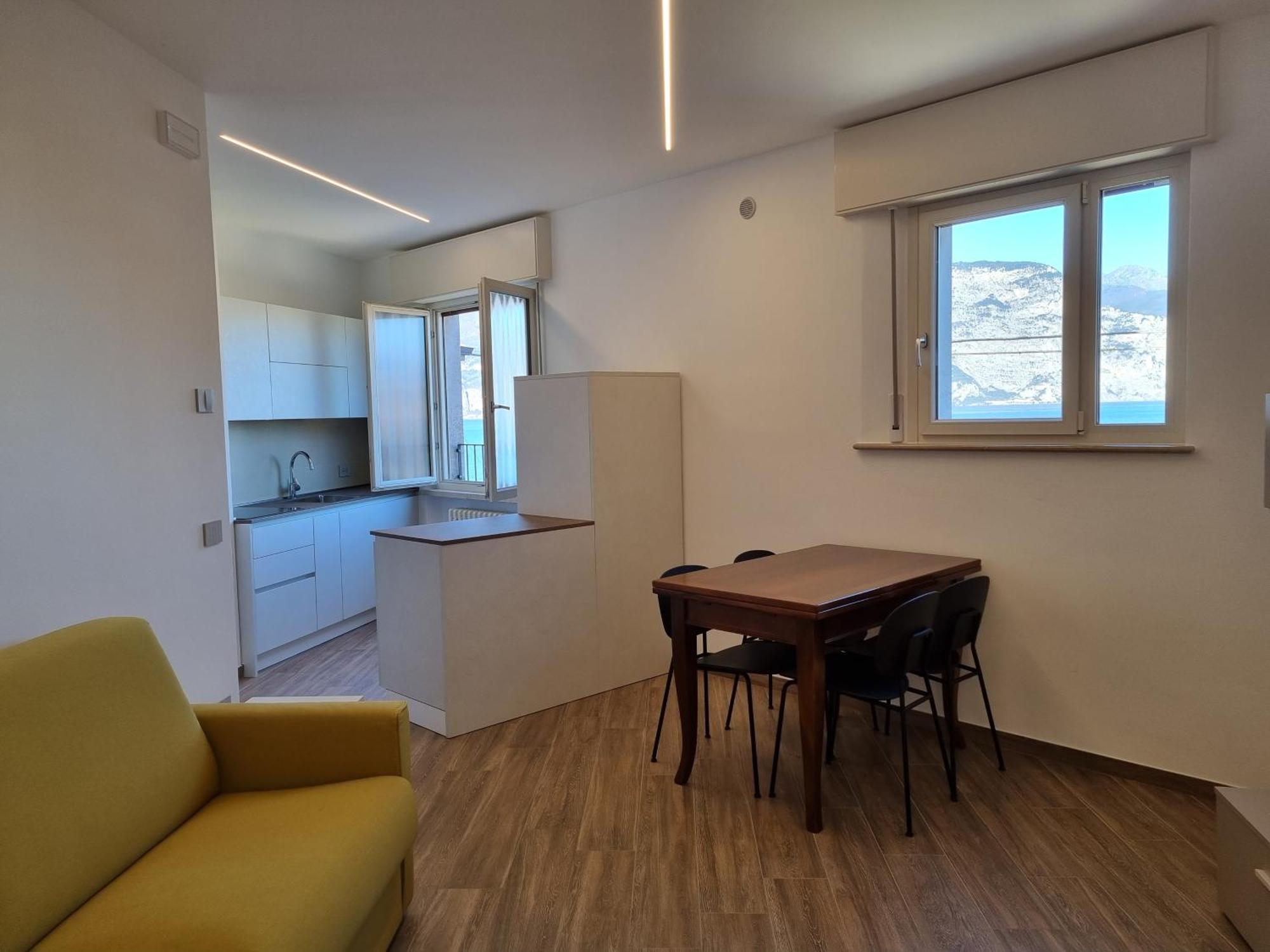 Hotel Pace Brenzone sul Garda Luaran gambar