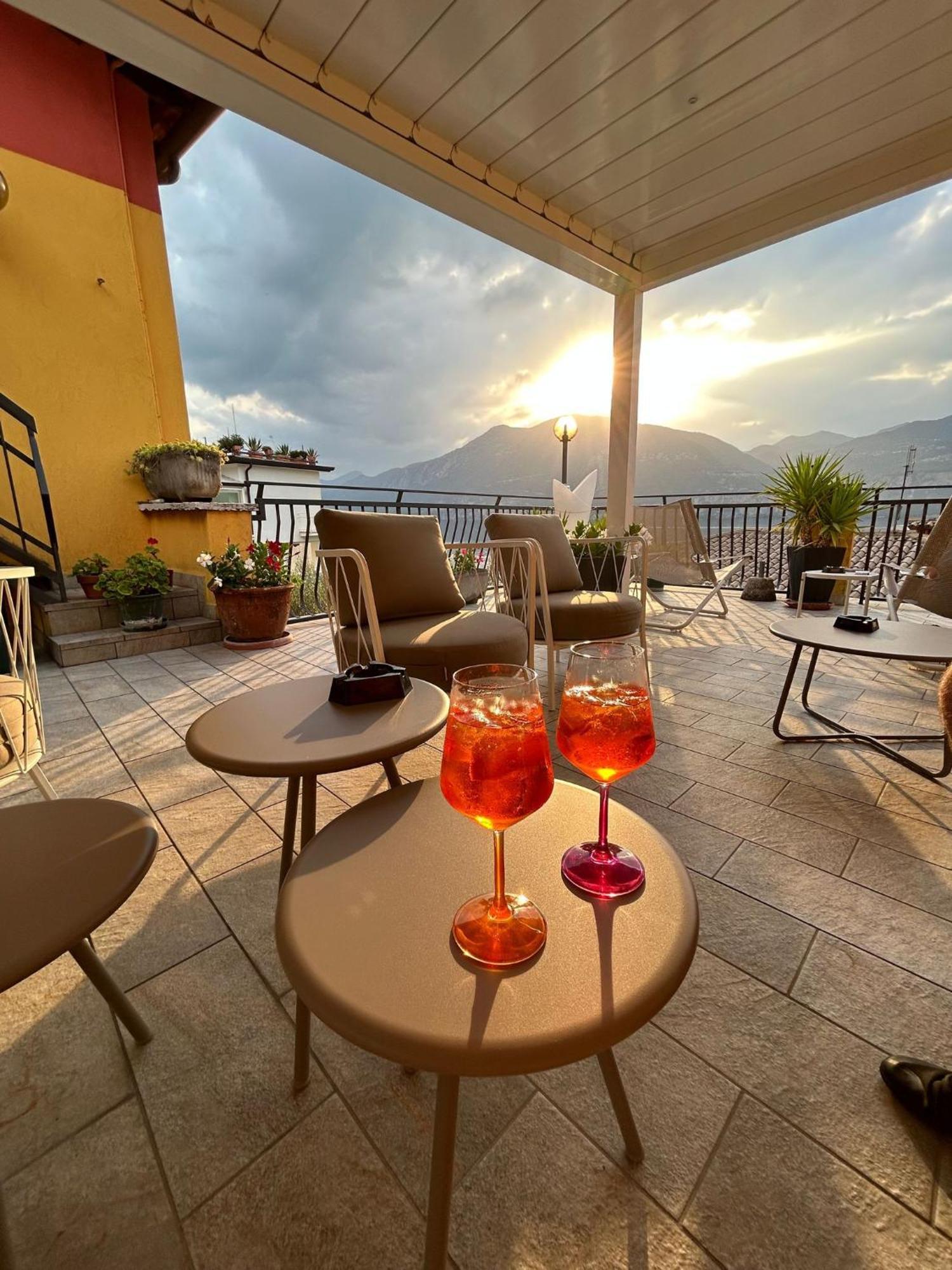 Hotel Pace Brenzone sul Garda Luaran gambar