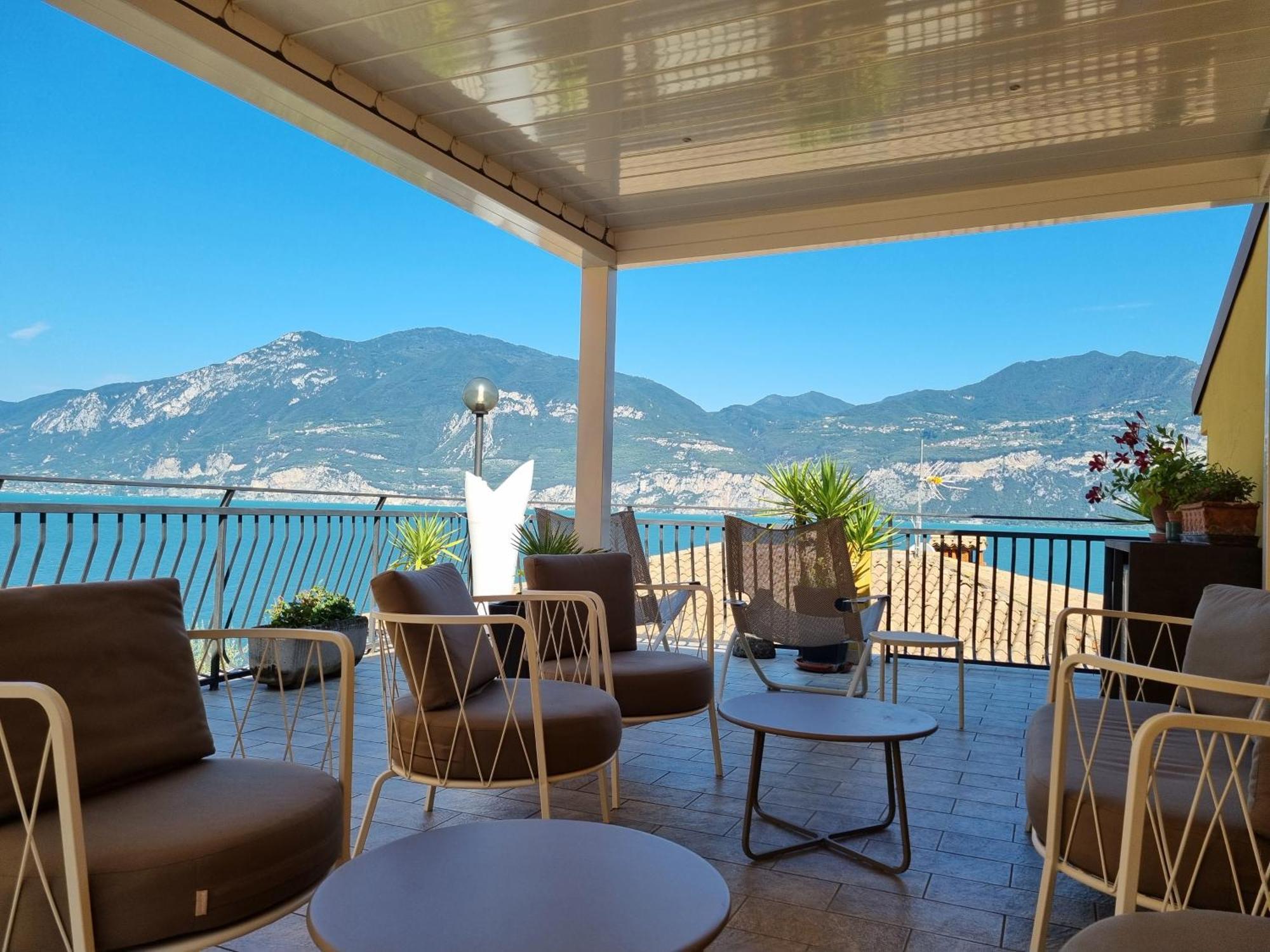 Hotel Pace Brenzone sul Garda Luaran gambar