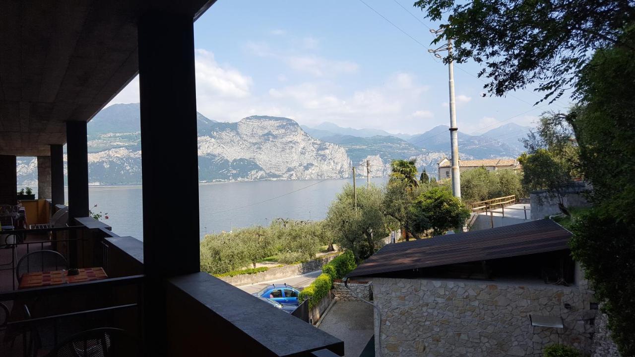 Hotel Pace Brenzone sul Garda Luaran gambar